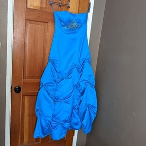 Blue strapless dress